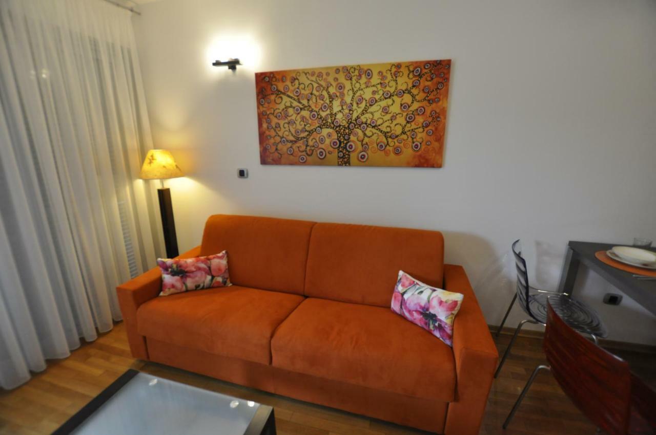 Alessia Apartments-Top Location And Garage Parking Rovinj Exteriör bild