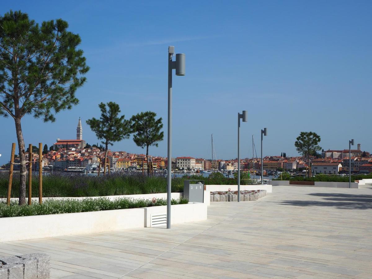 Alessia Apartments-Top Location And Garage Parking Rovinj Exteriör bild